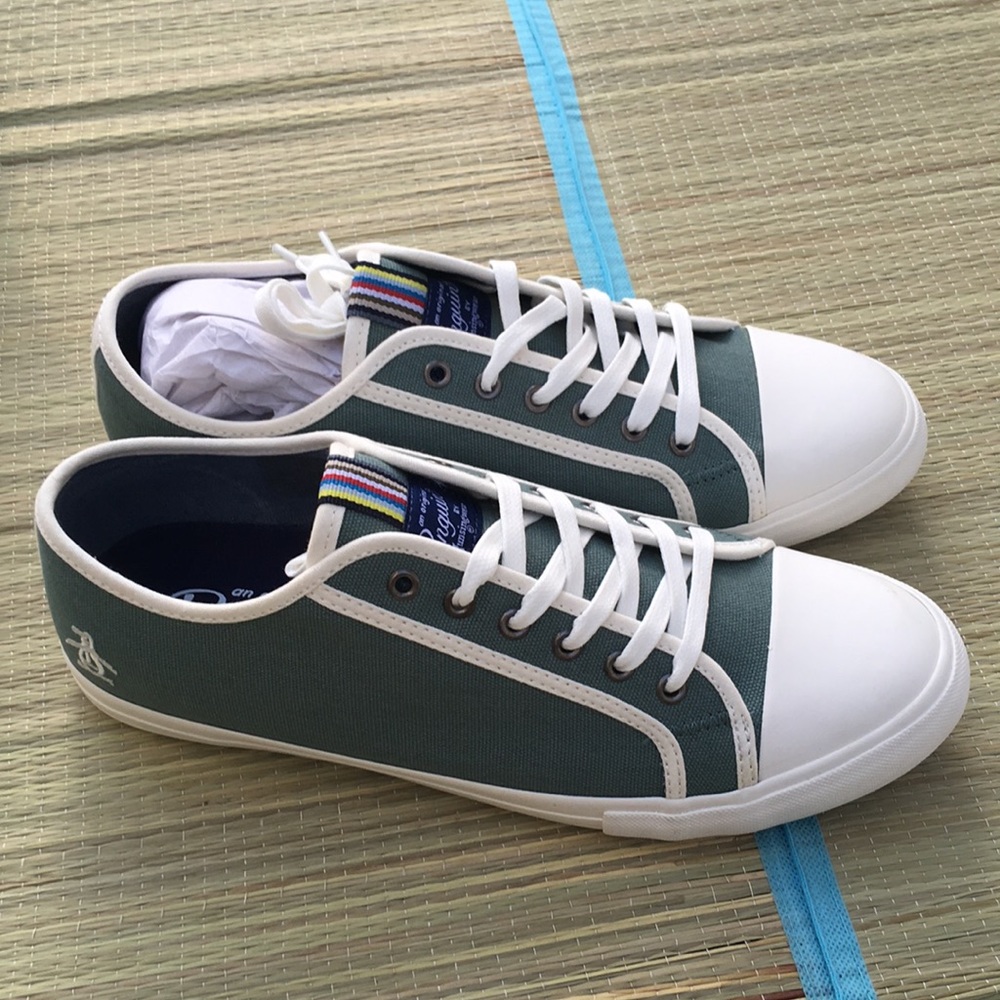 Original Penquin Mick Canvas Sneaker Cap toe - Lace-up vamp closure Topstitched